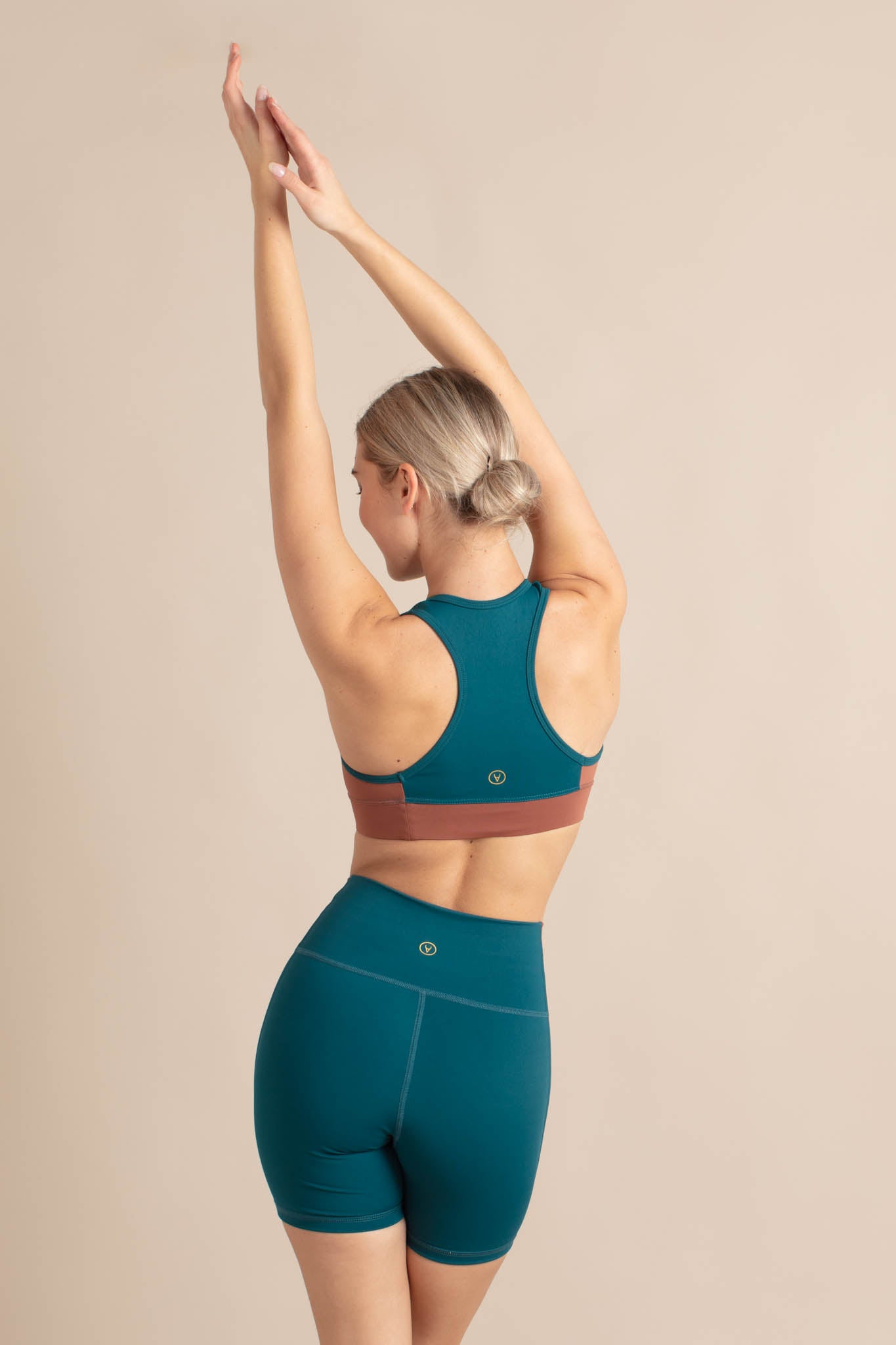Crop top Regresatierra combinado